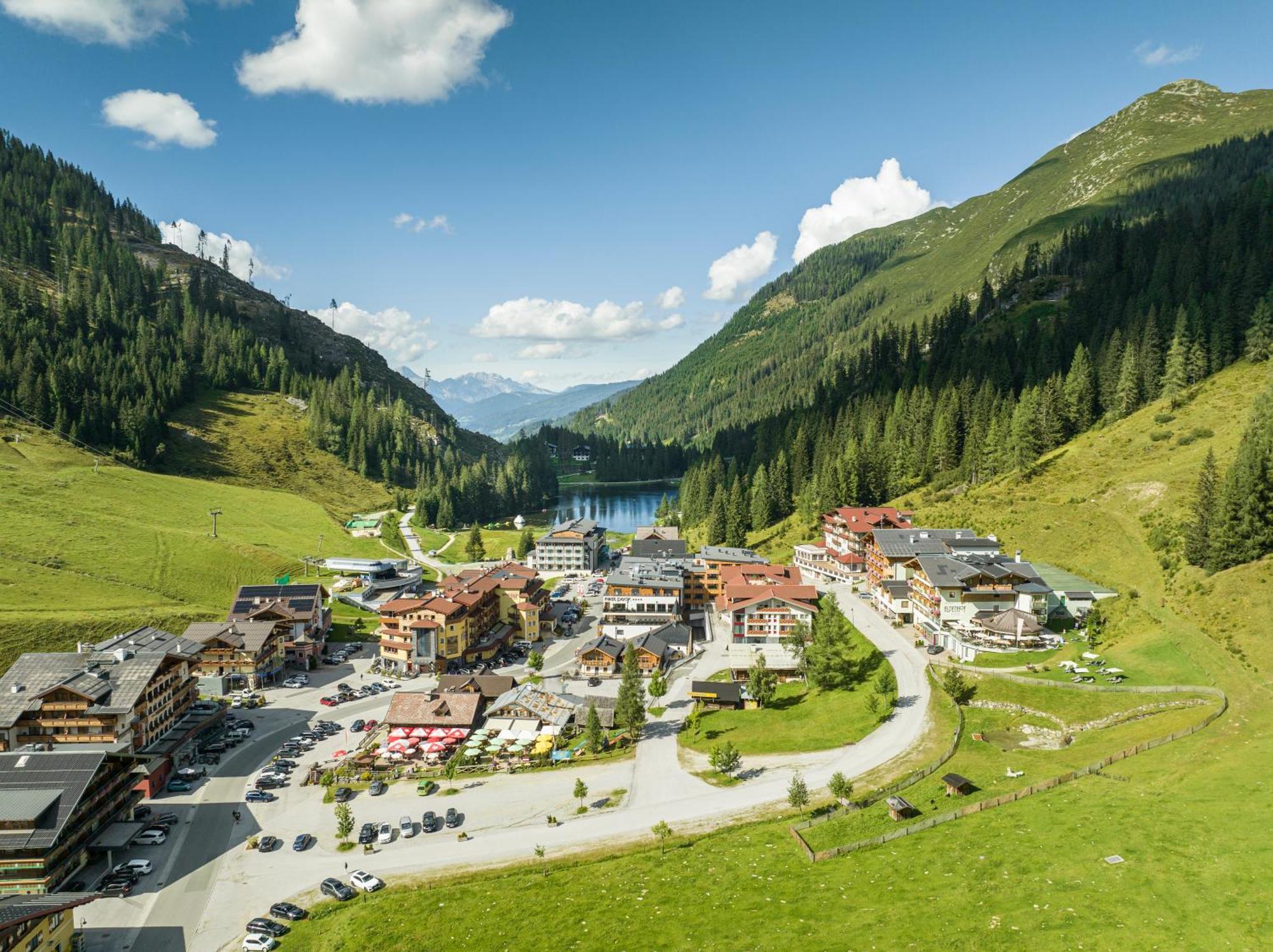 Firstpeak Chalets Zauchensee Exterior photo